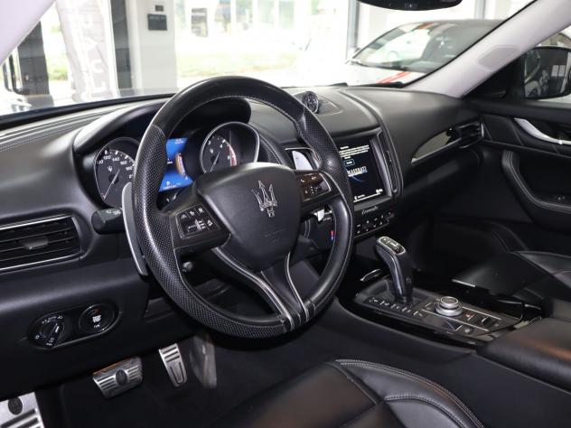 Maserati Levante Nerissimo Edition 3.0 #11607 - Foto 8