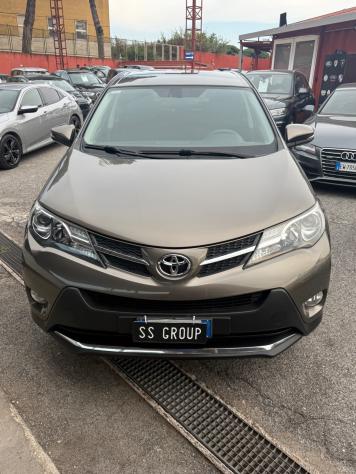 RAV4 2.0 D-4D 2WD-UNIPRO-TAGLIANDI CERTIFICATI - Foto 2