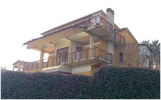 Immobile in asta di 422 m², box auto in vendita a Fabrica di Roma - Foto 2