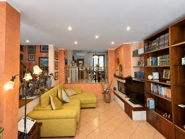 Villetta a schiera in vendita a Ponte a Egola - San Miniato 215 mq Rif: 1326926