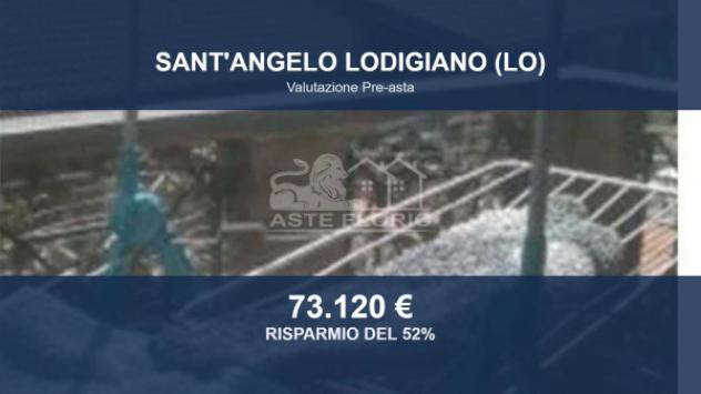 Immobile in asta di 104 m², box auto in vendita a Sant'Angelo Lodigiano