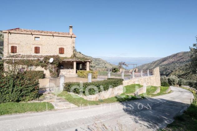 Rustico / Casale di 500 m² con 5 locali in vendita a Reitano - Foto 5