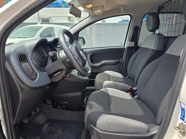 Fiat Panda 1.0 GSE S&S Hybrid Pop Van 2 posti - Foto 9
