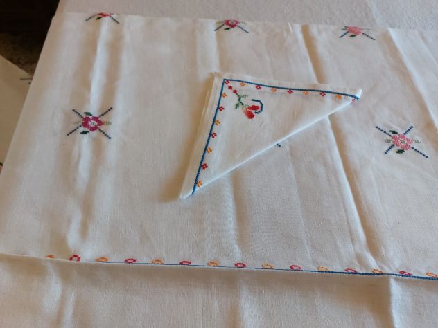 Bellissima tovaglia vintage da tavola per 12 in purissimo lino bianco - Foto 3