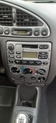 Ford Fiesta 1.2i 16V cat 5 porte Ghia - Foto 6