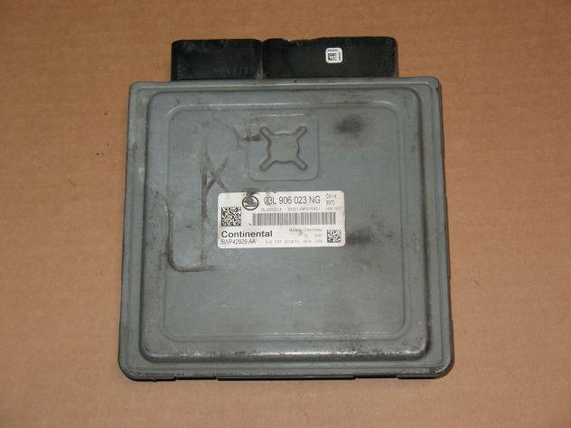 03L906023NG ECU SKODA FABIA GOLF 1.6 CAYA PCR2.1 HW33 03L906023 5WP42929AA - Foto 3