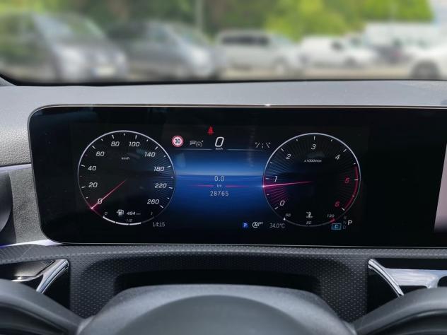 Mercedes-Benz Classe A A 200 d AMG Line Advanced Plus Multibeam Led Camera 18" - Foto 6