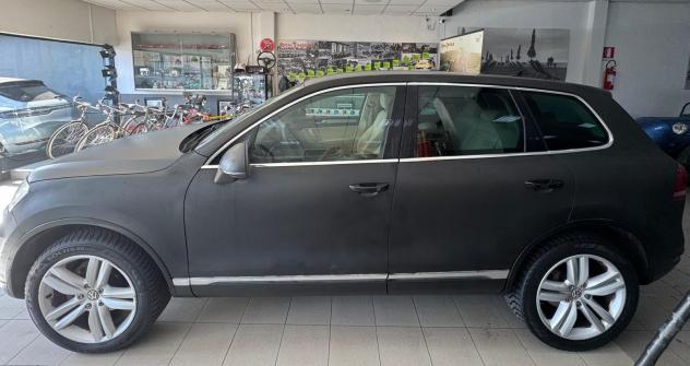 Volkswagen Touareg 3.0 TDI 245 CV tiptronic BlueMotion Techn. Executive - Foto 4