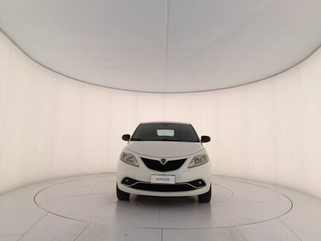 Lancia Ypsilon III 2015 0.9 t.air Silver ecochic metano 80cv - Foto 2