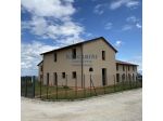 DUE VILLETTE CON CORTE ESCLUSIVA - FAENZA VIA TEBANO 8
