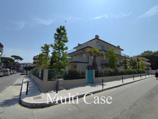 Appartamento Nuovo con Ampio Giardino e Taverna – Viareggio (Classe Energetica A4)