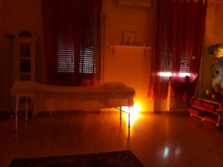 Massaggi - benessere Ravenna - Bellísima massaggiatrice Latina con le belle curve prova questa novità Tel:3282523106