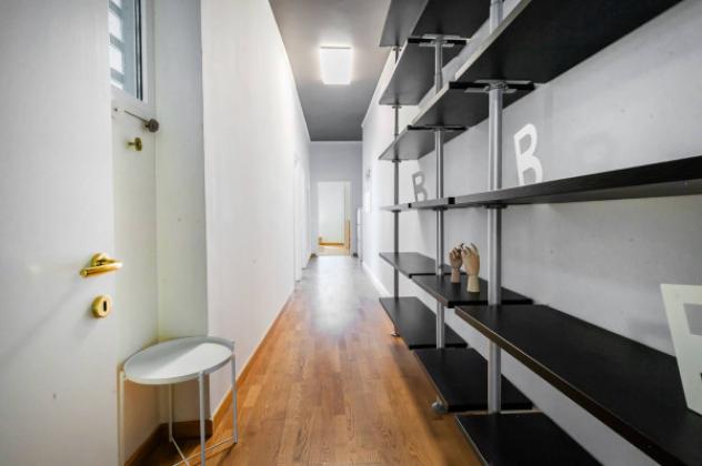 Appartamento di 12 m² con più di 5 locali in affitto a Milano - Foto 19