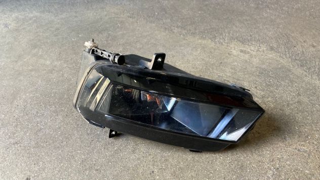 Faro fendinebbia anteriore SX Volkswagen Golf 7 del 2016 (5G0941661D)