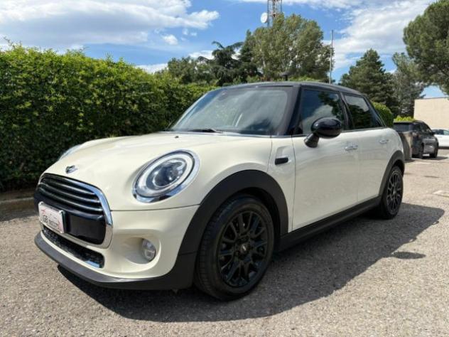 MINI Cooper D 1.5 5 porte AUT - NAVI - LED - BT - PDC POST. - 16 rif. 23883010
