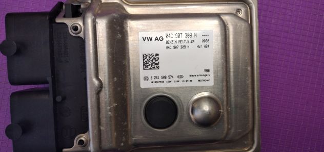 ECU ME17 5 24 0261S08574 VAG 04C907309N 1.0 VW UP HW H 24 - Foto 3