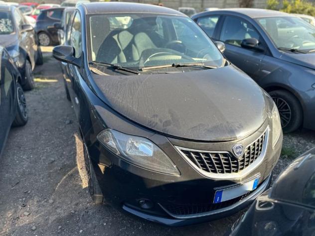 Lancia Ypsilon 1.0 FireFly 5 porte S&S Hybrid Gold - Foto 2