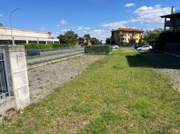 Immobile in asta di 121 m² con più di 5 locali e box auto in vendita a Castellanza - Foto 4