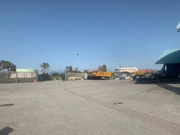 capannone in vendita a Collesalvetti in zona Guasticce