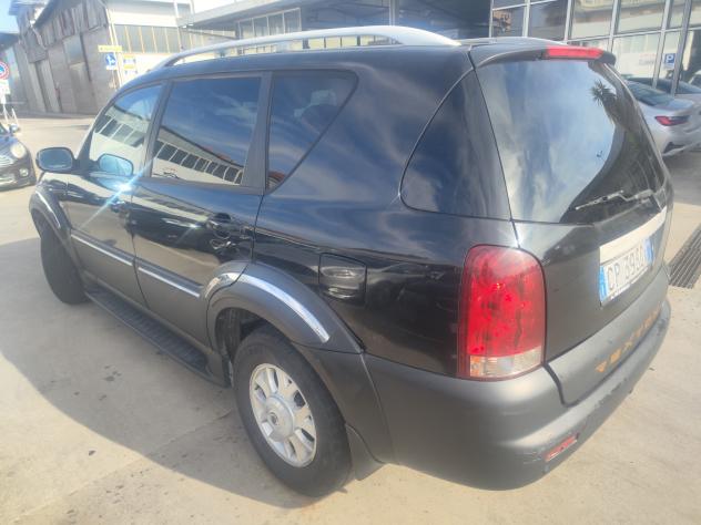 Ssangyong REXTON 2.7 XDi cat Premium automatica - Foto 2