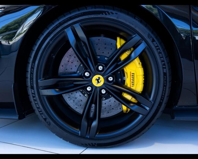 Ferrari 296 GTB 3.0 Hybrid DCT - Foto 7