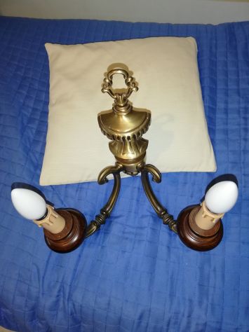 2 Lampadari 1 a 4 luci  1 a 2 luci a parete - Foto 4