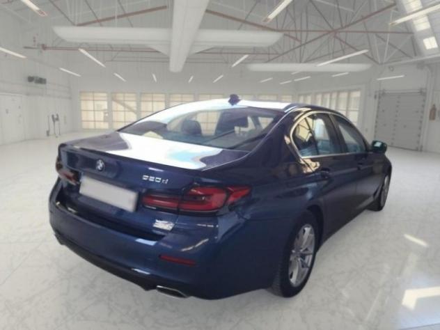 BMW 520 d 48V Business rif. 23868150 - Foto 5
