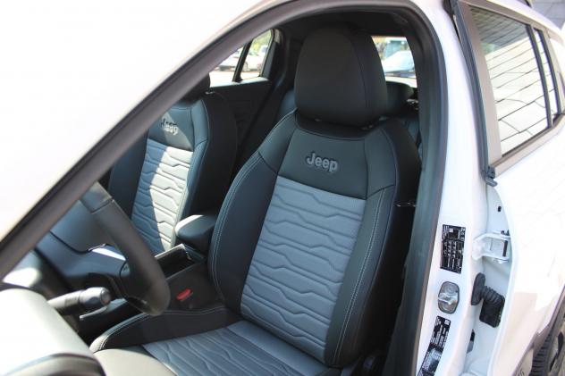 Jeep Avenger 4xe Hybrid 1.2 MHEV 4xe Upland-WINTER - Foto 10