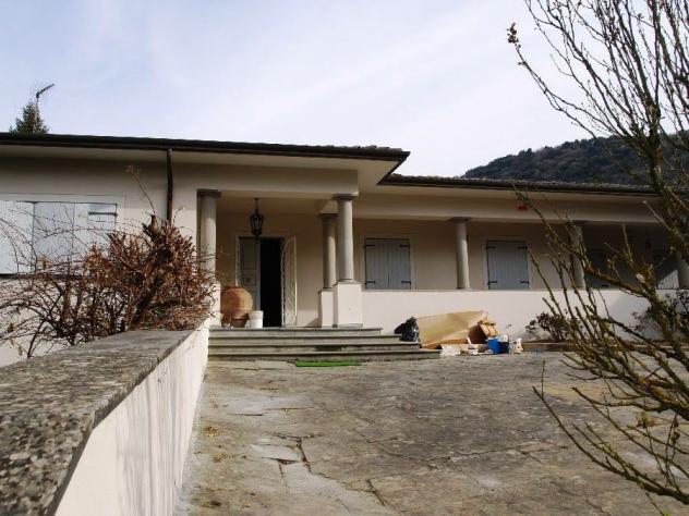Villa di mq 350 , nel verde ed esposta al sole - Foto 11