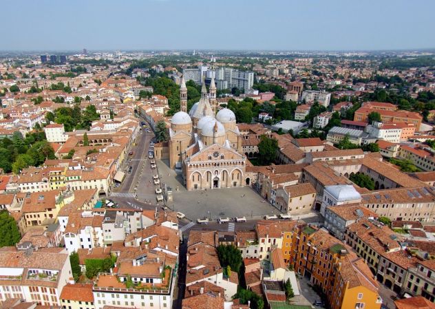 PALAZZINA CON APPARMAMENTI PER B&amp;B