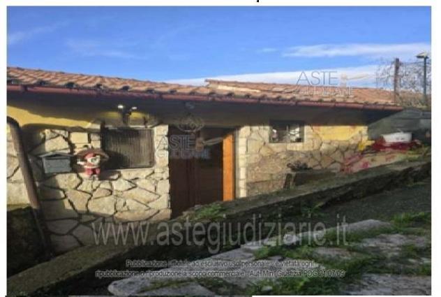 IMMOBILI-IMMOBILE RESIDENZIALE-Via della Portella n. 4