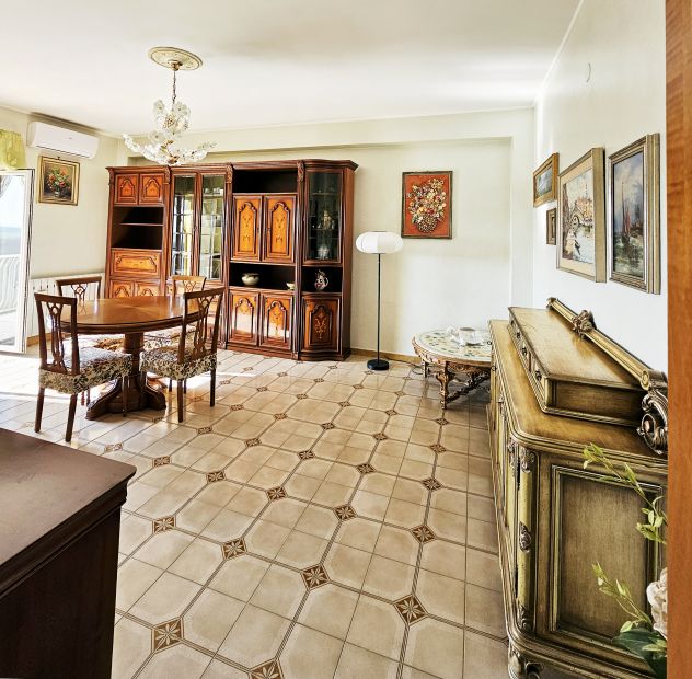 🏡 APPARTAMENTO PANORAMICO CON ASCENSORE E BOX AUTO – VENOSA (PZ)