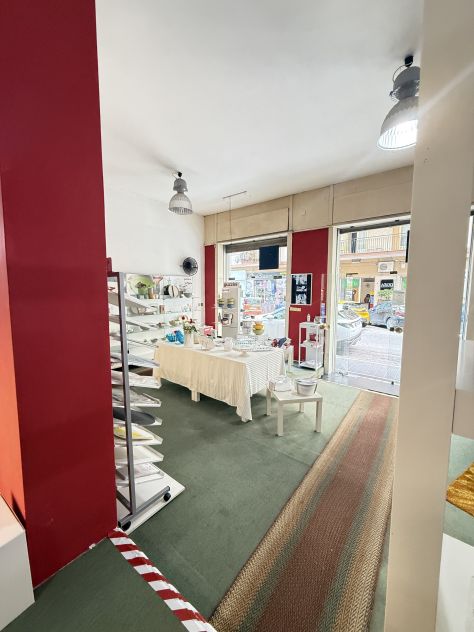 LOCALE COMMERCIALE IN VENDITA A PASTENA CENTRO - Foto 4