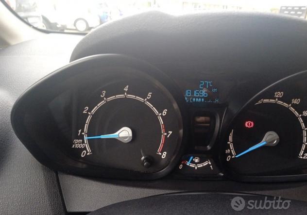 Ford Fiesta Fiesta 5p 1.4 16v + Gpl - Foto 6