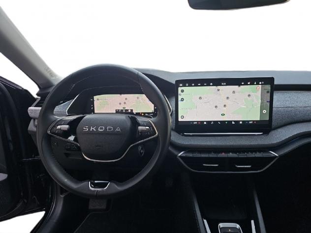 Škoda Octavia Octavia Wagon 2.0 TDI 150 CV STYLE DSG - Foto 9