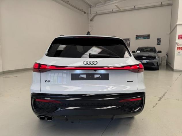 AUDI Q5 SPB TDI 204CV mHEV+ S-Tronic Quattro S-Line KM.0 rif. 23767463 - Foto 4