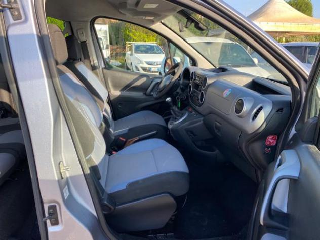 PEUGEOT Partner Tepee BlueHDi 100 Active GANCIO TRAINO rif. 24207903 - Foto 9