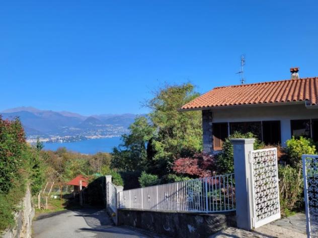 Stresa - ZONA MAGOGNINO VENDESI VILLA CON GIARDINO PRIVATO - Foto 8