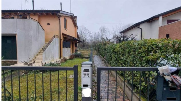 ASTA: A TREVISO, VIA A. DA SANGALLO APPARTAMENTO CON GARAGE E AREA ESTERNA - Foto 3