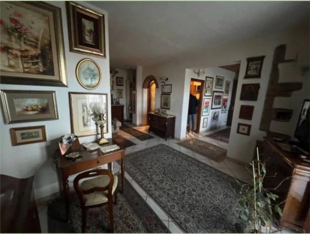 Immobile in asta di 206 m² con più di 5 locali in vendita a Monteriggioni - Foto 2