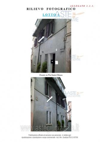 IMMOBILI-IMMOBILE RESIDENZIALE-Via Santa Chiara n. 49 - Foto 2