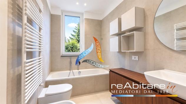 ELEGANTE VILLA SINGOLA CON GIARDINO PRIVATO E BOX – RESIDENCE ARESE 4 - Foto 6