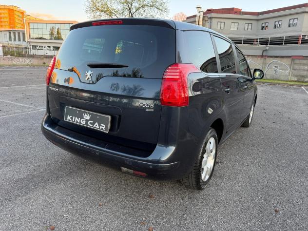 Peugeot 5008 1.6 e-HDi 112CV Stop&Start cambio robotizzato Active - Foto 6
