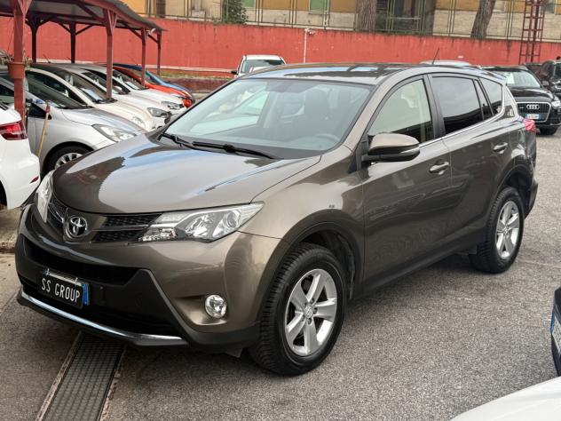 RAV4 2.0 D-4D 2WD-UNIPRO-TAGLIANDI CERTIFICATI - Foto 3