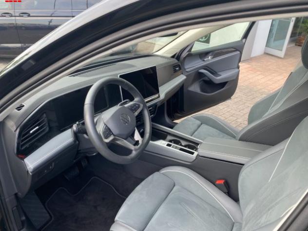 VOLKSWAGEN Passat Variant 2.0 TDI SCR EVO DSG Business rif. 23927011 - Foto 3