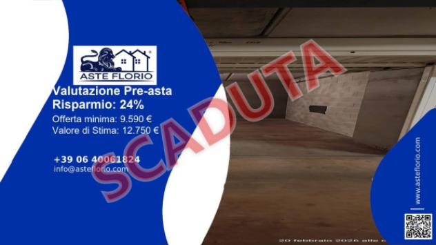 Immobile in asta di 15 m², box auto in vendita a Torino