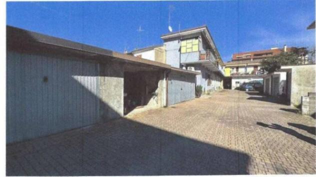 Immobile in asta di 92 m² in vendita a Gorla Minore - Foto 2