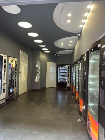 Cessione Attività Negozio Automatico H24 - Completamente Ristrutturato
