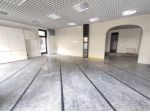 Locale commerciale in affitto a Porcari
