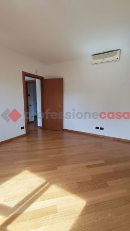 Luminoso Trilocale con Terrazzini - Foto 6
